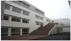 �V�Z�ɂ̊O�ρi�O�K�i�j